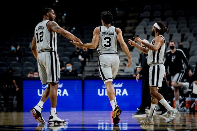 九游娱乐官网-力斩洛城双雄还能赢绿军 马刺永远不能被忽视